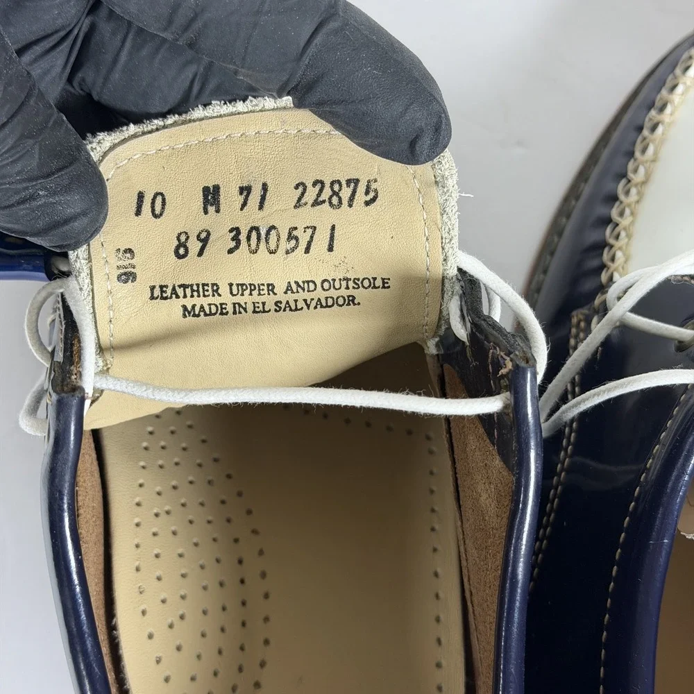G.H. Bass & Co. Weejuns Men's Navy White Patent Leather Boat Shoes Size 10 M F-1